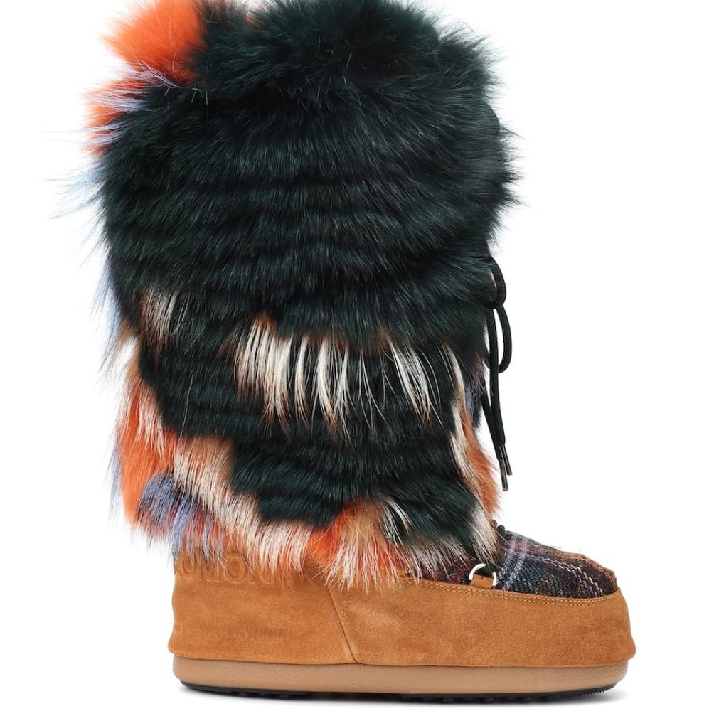 Adorable furry trim MOON BOOTS!!!